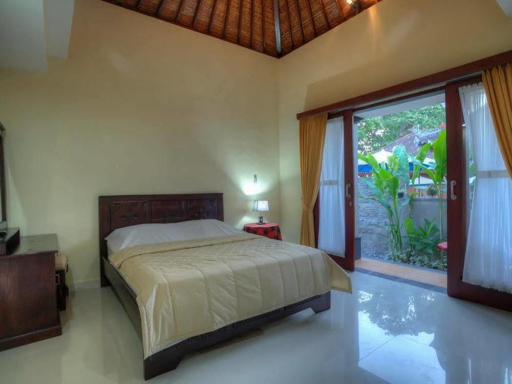 Kesumasari Beach Hotel Sanur Zewnętrze zdjęcie